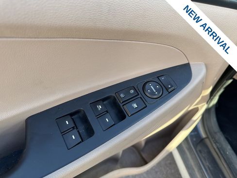 Used 2021 Hyundai Tucson Sport image 18