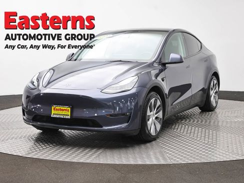 Used 2021 Tesla Model Y Long Range AWD/4WD image 1