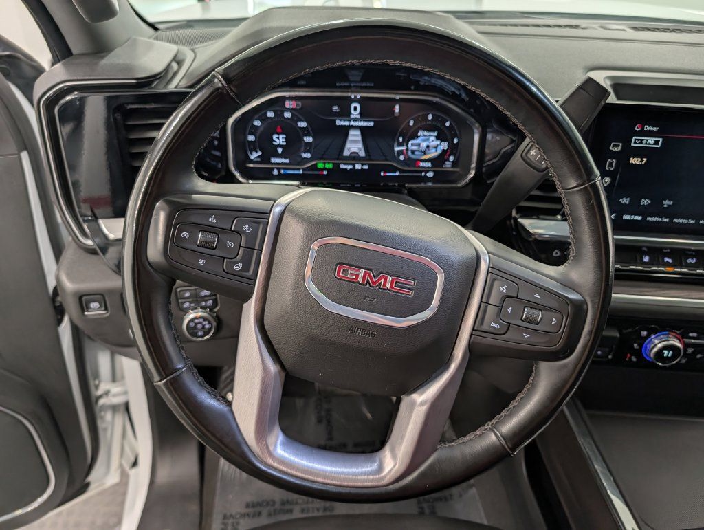Used 2024 GMC Sierra 3500 SLT w/ SLT Convenience Package AWD/4WD image 24