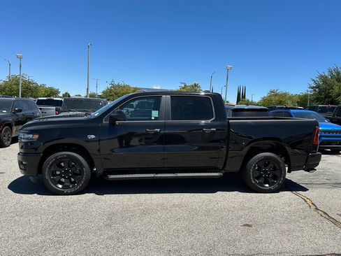 New 2026 RAM 1500 Express AWD/4WD image 3