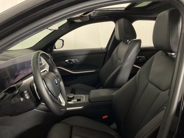 Certified 2023 BMW 330i xDrive Sedan w/ Premium Package AWD/4WD image 30