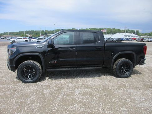 New 2026 GMC Sierra 1500 AT4 w/ AT4 Premium Package AWD/4WD image 10