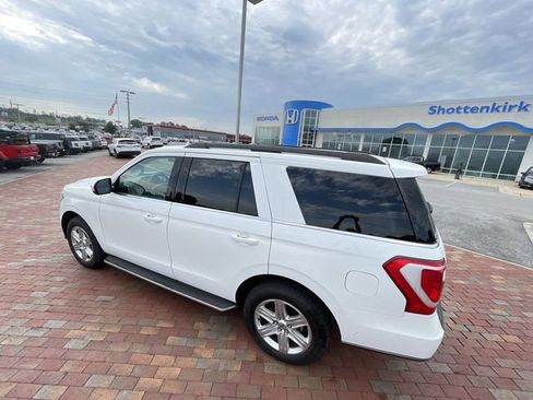 Used 2020 Ford Expedition XLT w/ Equipment Group 202A RWD image 12