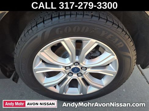 Used 2020 Ford Edge Titanium AWD/4WD image 13