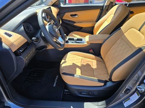 Used 2025 Nissan Sentra SV w/ SV Premium Package FWD image 18
