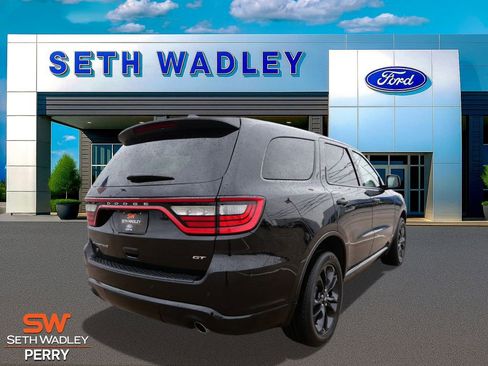 Used 2025 Dodge Durango GT image 8