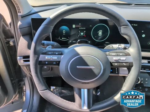 Certified 2025 Hyundai Tucson Limited image 15