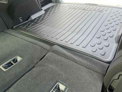 Certified 2025 Subaru Outback Premium w/ Popular Package #1A image 13