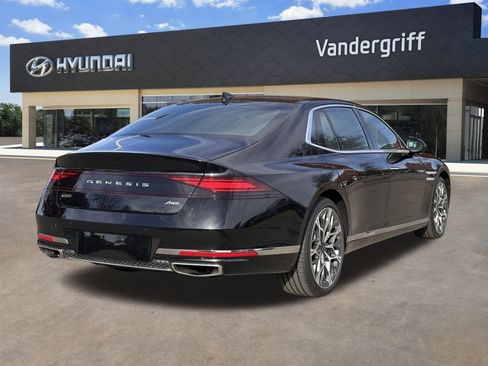 Used 2025 Genesis G90 3.5T image 10