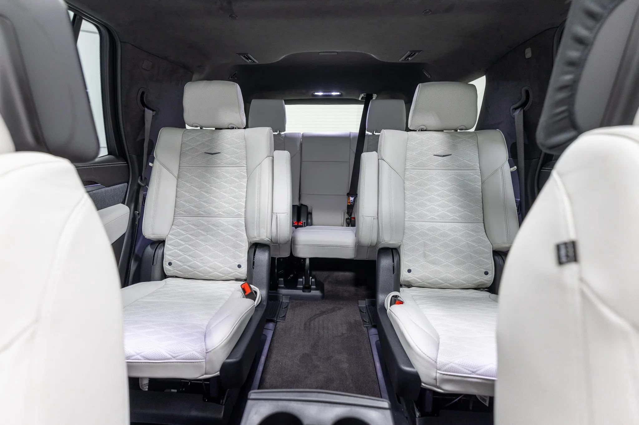 Used 2026 Cadillac Escalade V w/ LPO, ONYX Package AWD/4WD image 70