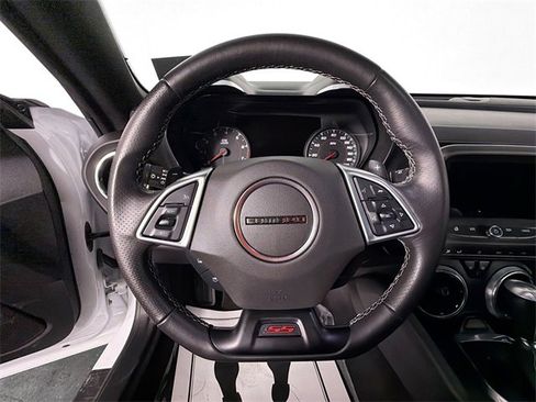 Used 2020 Chevrolet Camaro SS image 10