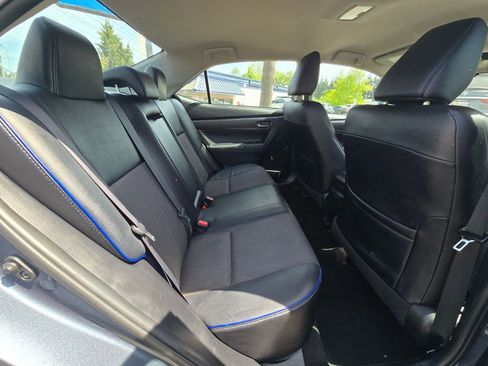 Used 2017 Toyota Corolla SE FWD image 12