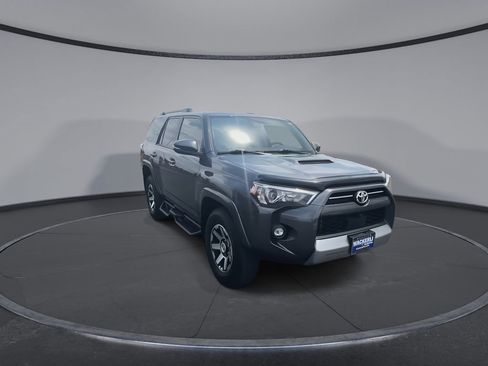Used 2023 Toyota 4Runner TRD Off-Road Premium image 3