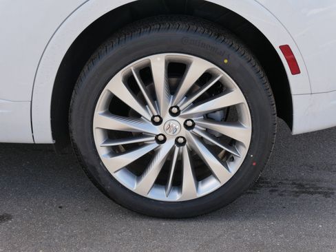 New 2026 Buick Envision Avenir image 3