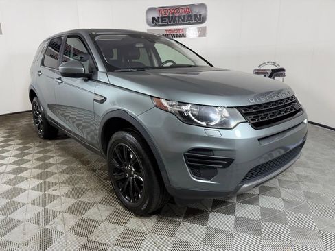 Used 2017 Land Rover Discovery Sport SE AWD/4WD image 1