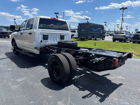 New 2026 RAM 3500 Tradesman AWD/4WD image 22