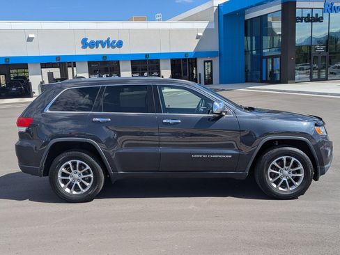 Used 2016 Jeep Grand Cherokee Limited AWD/4WD image 2