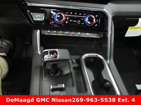 New 2026 GMC Sierra 1500 Denali w/ Denali Reserve Package image 38