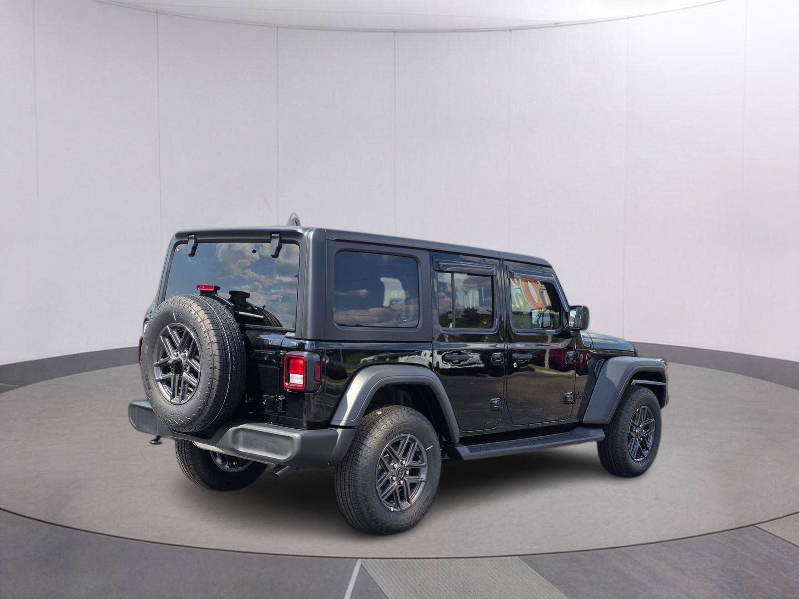 New 2026 Jeep Wrangler Unlimited Sport AWD/4WD image 5