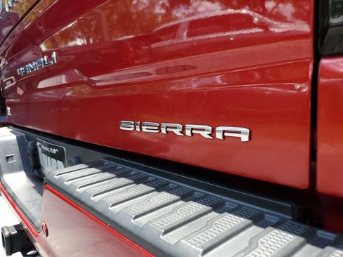 Used 2022 GMC Sierra 1500 Denali w/ Denali Premium Package AWD/4WD image 7