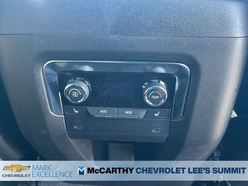 New 2026 Chevrolet Suburban Premier w/ Sun And Tow Package AWD/4WD image 18