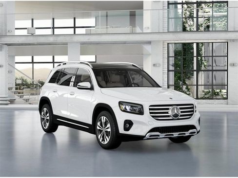 New 2026 Mercedes-Benz GLB 250 4MATIC image 10