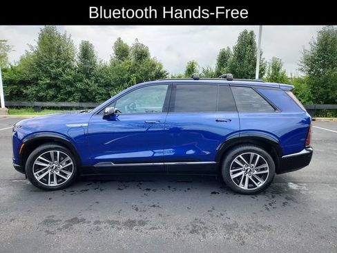 Used 2026 Cadillac Vistiq Sport AWD/4WD image 4