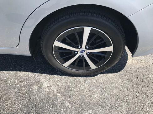 Used 2020 Subaru Impreza 2.0i Premium image 41