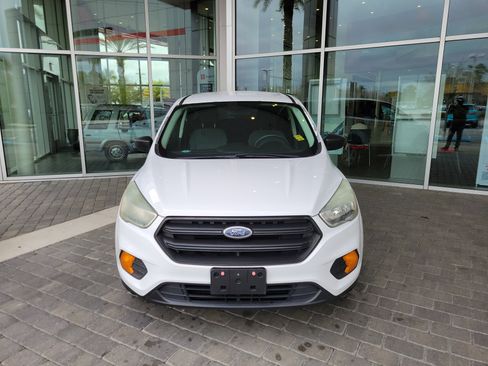 Used 2017 Ford Escape S image 9