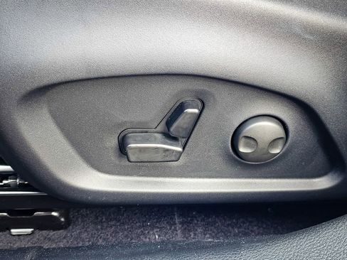 New 2026 Jeep Compass Limited image 15