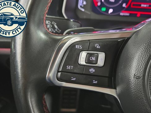 Used 2019 Volkswagen Jetta GLI Autobahn FWD image 13