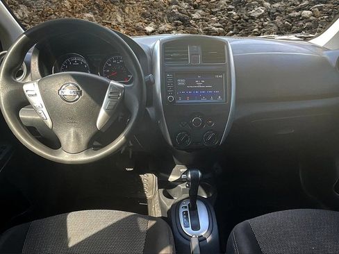 Used 2018 Nissan Versa SV image 14