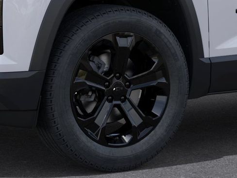 New 2027 Chevrolet Equinox LT w/ Convenience Package II FWD image 9