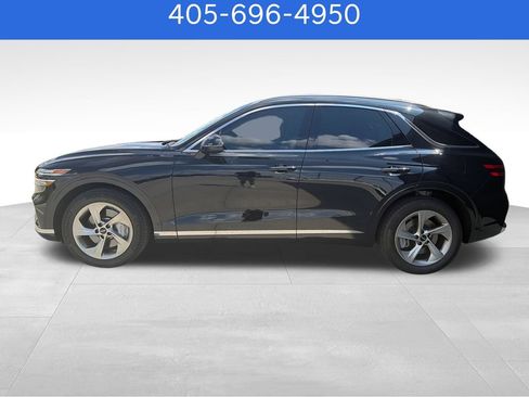 Used 2026 Genesis GV70 2.5T Select AWD/4WD image 2