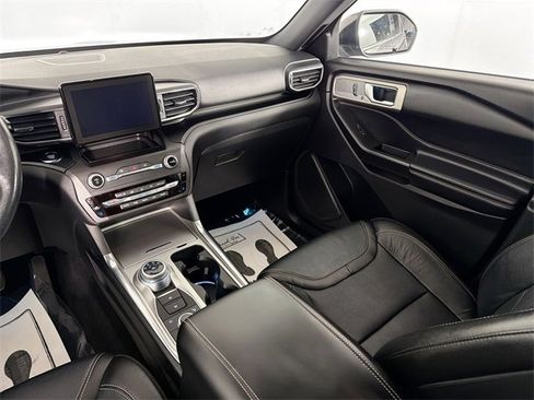 Used 2020 Ford Explorer ST image 22