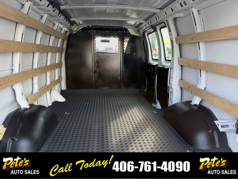 Used 2024 GMC Savana 2500 w/ Driver Convenience Package RWD image 20