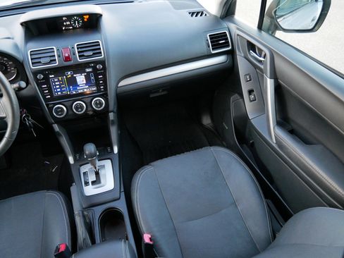 Used 2016 Subaru Forester 2.5i Limited image 11