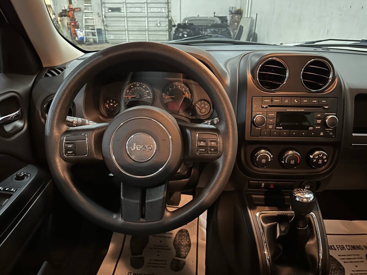 Used 2016 Jeep Patriot Sport w/ Power Value Group FWD image 23