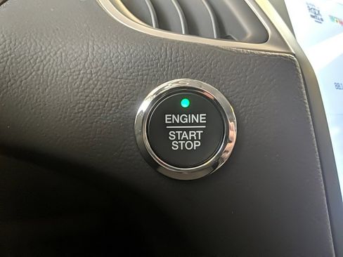 Certified 2024 Ford Edge SEL w/ Convenience Package image 25