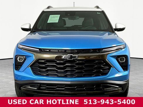 Used 2025 Chevrolet TrailBlazer ACTIV AWD/4WD image 2