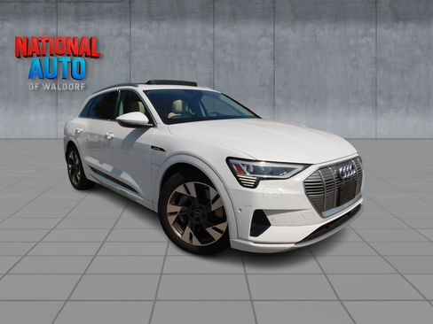 Used 2021 Audi e-tron Premium Plus w/ Premium Plus Package AWD/4WD image 1