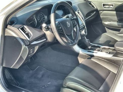 Used 2020 Acura TLX image 3