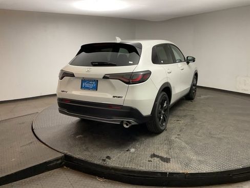 New 2026 Honda HR-V Sport image 7