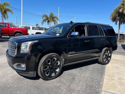 Used 2018 GMC Yukon Denali w/ Denali Ultimate Package image 4
