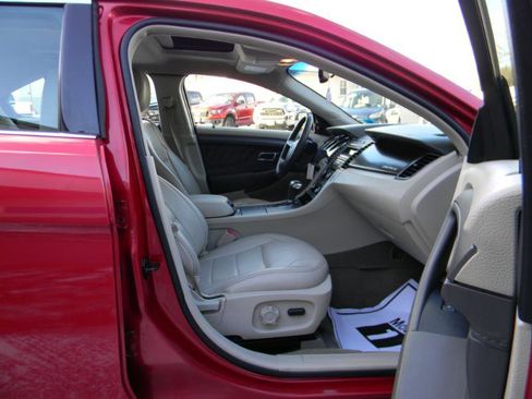 Used 2012 Ford Taurus SEL image 14