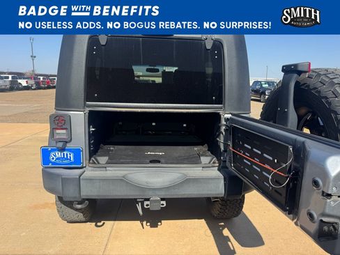 Used 2017 Jeep Wrangler Unlimited Sport w/ Quick Order Package 23S AWD/4WD image 10