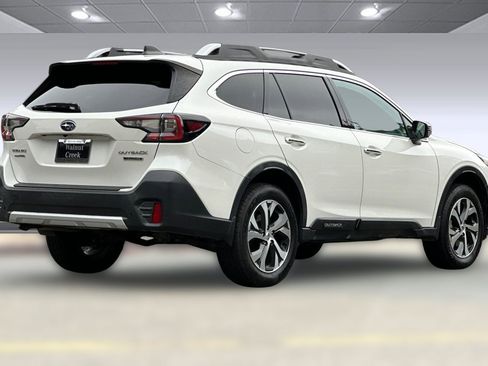 Used 2020 Subaru Outback Touring w/ Popular Package #2 image 8