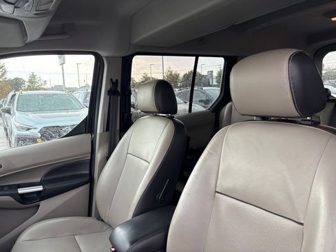 Used 2015 Ford Transit Connect Titanium FWD image 4