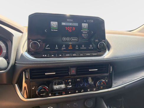 Used 2023 Nissan Rogue Platinum w/ Platinum Premium Package FWD image 21