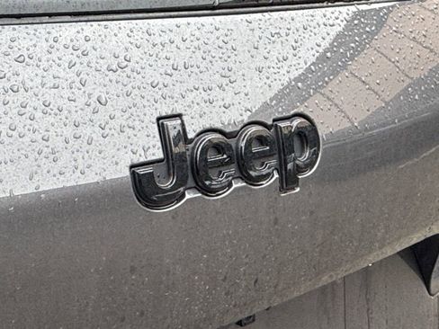 New 2025 Jeep Grand Cherokee L Limited w/ Black Appearance Package image 38